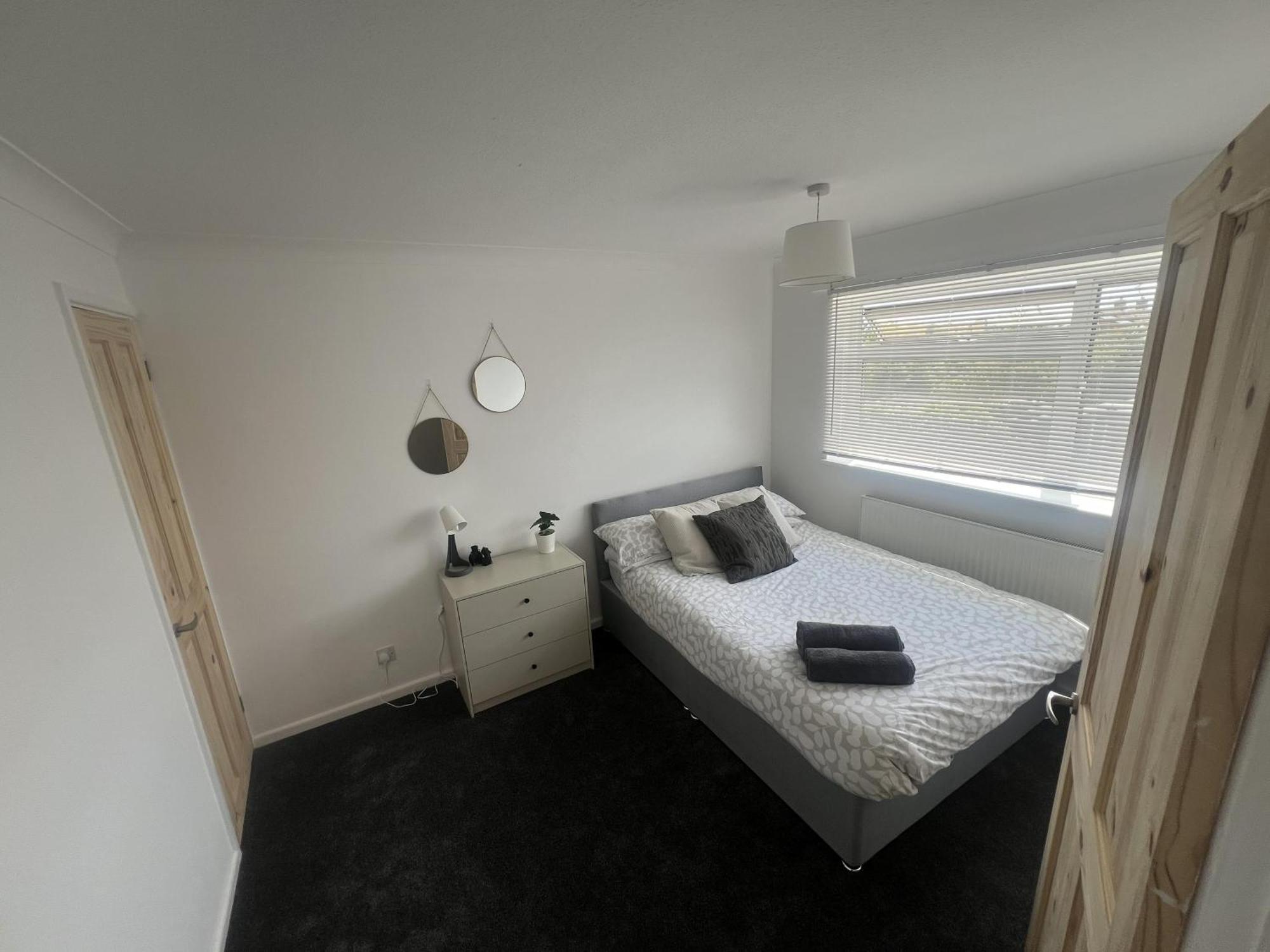 Charming 3-Bed House In Leighton Buzzard Villa Bagian luar foto